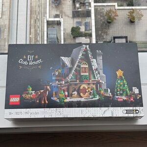 LEGO Elf Club House with Green and Brown Accents